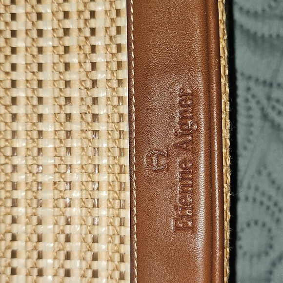 Etienne Aigner Elegant Tan and Brown Woven Shoulder Bag - Picture 2 of 6